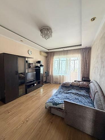 квартиры 106 серия: 3 комнаты, 61 м², Аламедин-1 мкр 106 серия, 9 этаж, Косметический ремонт — 1