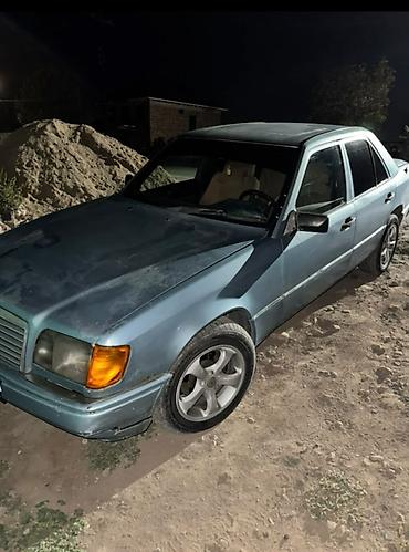 ош авто базар: Mercedes-Benz 190: 1990 г., Кол менен иштөөчү, Седан — 4
