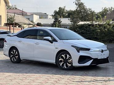 aion s plus: GAC Aion S — электрический седан Кузов и дизайн: - Аэродинамичный — 2