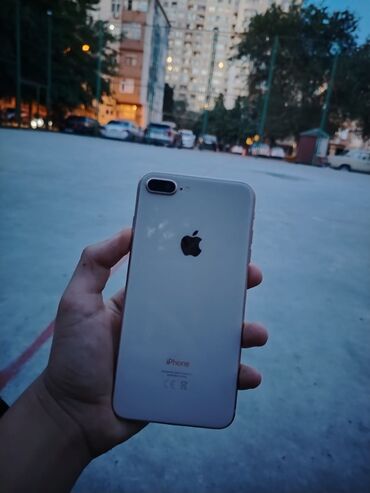 Apple iPhone: IPhone 8 Plus, 64 GB, Qızılı, Barmaq izi, Simsiz şarj