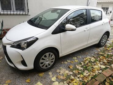 Toyota: Toyota Yaris: 1.5 l. | 2019 έ. Λιμουζίνα — 2