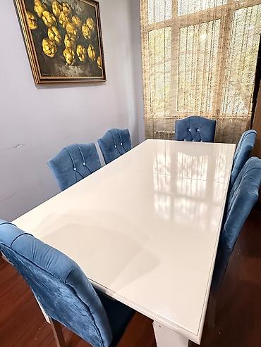 Masa dəsti satılır – 330₼ Açılır model. Ünvan: Rəsulzadə qəs. Təsvir
