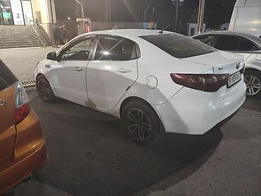 gac aion y: Kia Rio: 2015 г., 1.6 л, Автомат, Бензин, Седан — 4