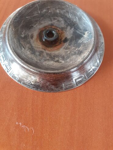 Digər əntiq əşyalar: Sabirabada qedimi eşa satlır — 8