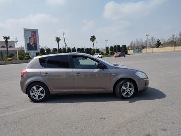 Kia: Kia Ceed: 1.6 l | 2007 il Hetçbek — 16