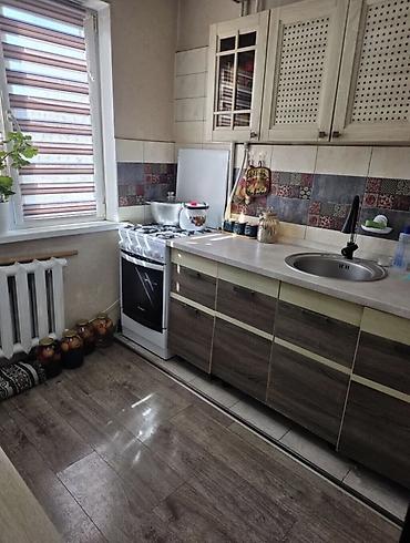 Продажа квартир: 3 комнаты, 58 м², 4 мкр 104 серия, 3 этаж, Евроремонт — 8