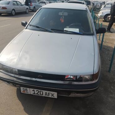 кольт митсубиси: Mitsubishi Colt: 1.3 л, Механика, Бензин