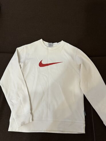 Другая женская одежда: Свитшот Nike ( оригинал)
Размер XL (уни)
400