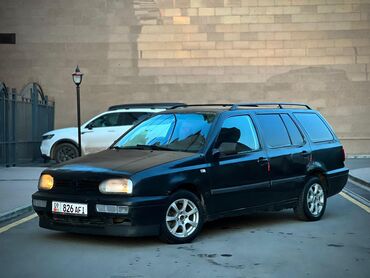 Volkswagen: Volkswagen Golf: 1994 г., 1.8 л, Механика, Бензин, Универсал