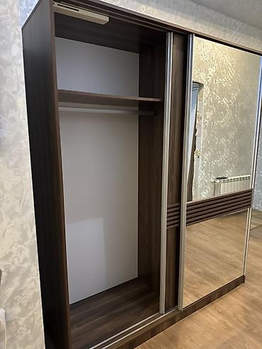 ayna qapi: Güzgülü sürgülü qapılı şkaf - Material: taxta teksturalı laminat (qoz — 2