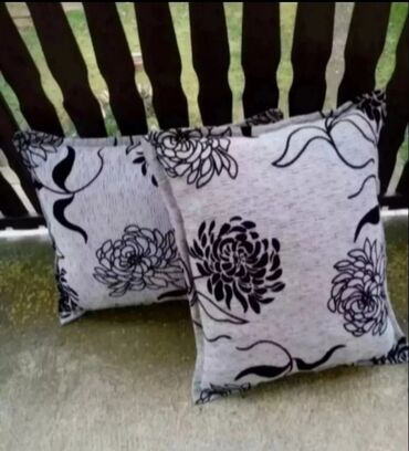 stolice za muzicare: Throw pillow, color - Grey