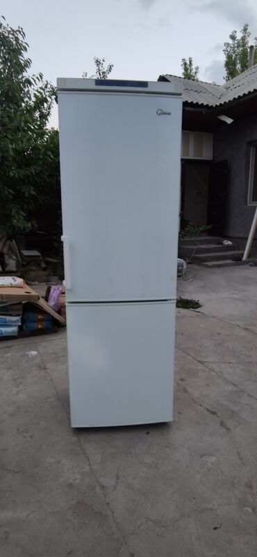 кофемашина вилла: Муздаткыч Midea, Колдонулган, Эки камералуу, De frost (тамчы), 60 * 200 * 55