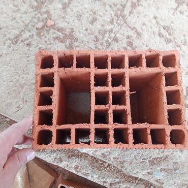 Kərpiclər: Kərpic 16 Qəpikdən başlayan qiymətlərlə!Salam Hörmətli Müşdərilər!! -da lalafo.az — 27 Kərpiclər: Kərpic 16 Qəpikdən başlayan qiymətlərlə!Salam Hörmətli Müşdərilər!! — 27