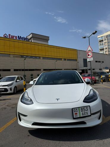 100000 сомдук машиналар: Tesla Model 3: 2019 г., 3 л, Робот, Электромобиль, Седан