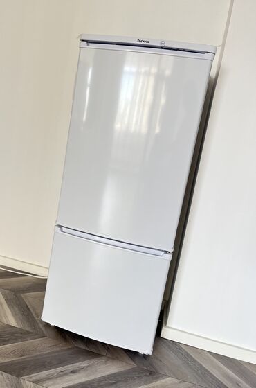 куплю холодильник бу в рабочем состоянии: Б/у Холодильник Biryusa, Двухкамерный, цвет - Белый