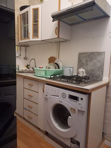 Uzunmüddətli kirayə evlər: 300 kv. m, 5 otaqlı, İnternet, İşıq, Kombi -da lalafo.az — 10 Uzunmüddətli kirayə evlər: 300 kv. m, 5 otaqlı, İnternet, İşıq, Kombi — 10