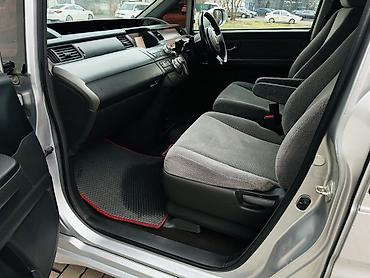 Honda: Honda Stepwgn: 2006 г., 2 л, Автомат, Бензин, Минивэн — 8