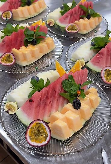 Выездные банкеты: Выездные банкеты | Повара | Фуршетный стол — 5