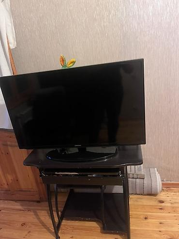 Samsung LED televizor - Ekran diaqonalı: təxminən 32" - Model