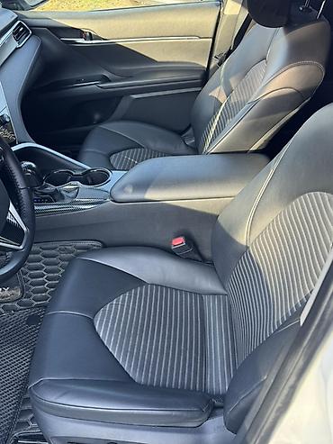 накладка на камри: Toyota Camry: 2018 г., 2.5 л, Автомат, Бензин, Седан — 9