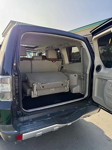 Mitsubishi: Mitsubishi Pajero: 2010 г., 3 л, Автомат, Бензин, Внедорожник — 13