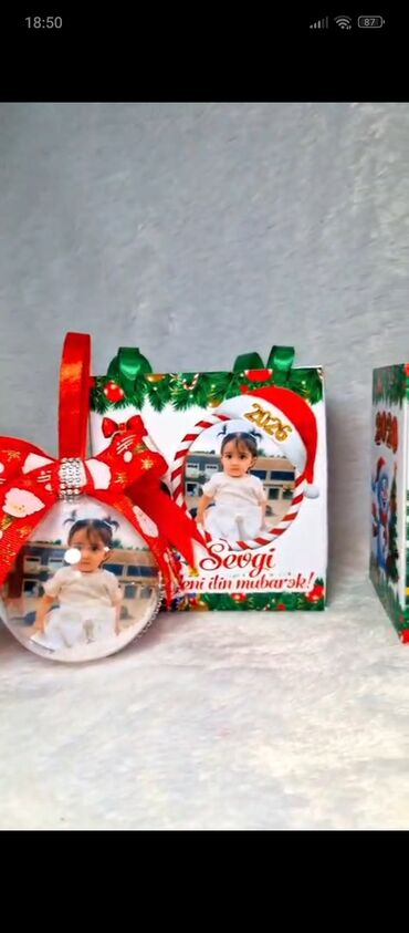 Yeni il oyuncaqları və bəzəkləri: Şəxsi dizaynlı Yeni il hədiyyələri - Şəxsi fotolu şam ağacı dekoru — 35