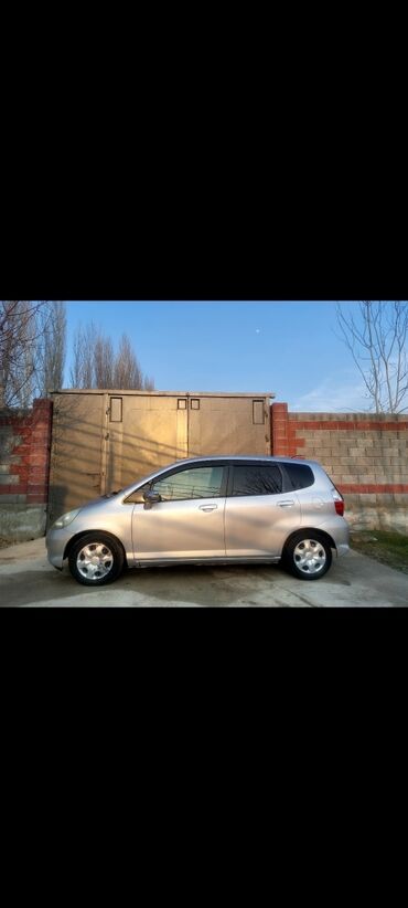 хонда фит клуб: Honda Fit: 2005 г., 1.3 л, Вариатор, Бензин