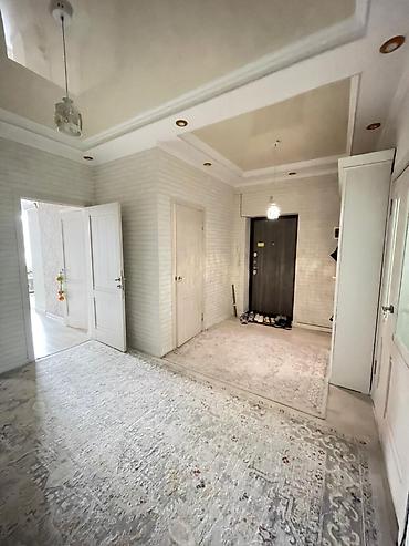 Продажа квартир: 3 комнаты, 90 м², 8 этаж — 1