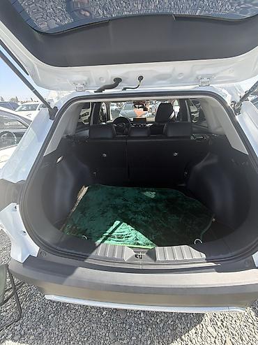 second tech: Toyota Corolla: 2024 г., 2 л, Автомат, Бензин, Кроссовер — 10