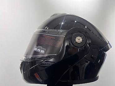 kask satın al: Andes markalı motosiklet kaskı. Qara rəngli, tam üz örtən və — 3
