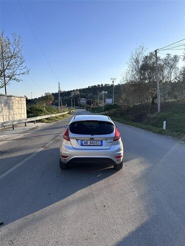 Μεταχειρισμένα Αυτοκίνητα: Ford Fiesta: 1.4 l. | 2011 έ. | 199000 km. Χάτσμπακ