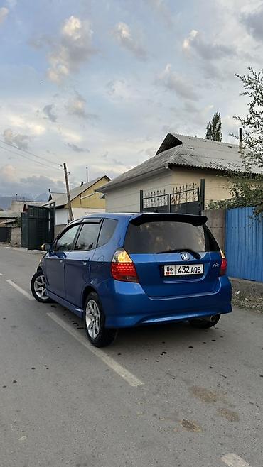 дэу матиз 1: Honda Fit: 2003 г., 1.5 л, Вариатор, Бензин, Хетчбек — 5