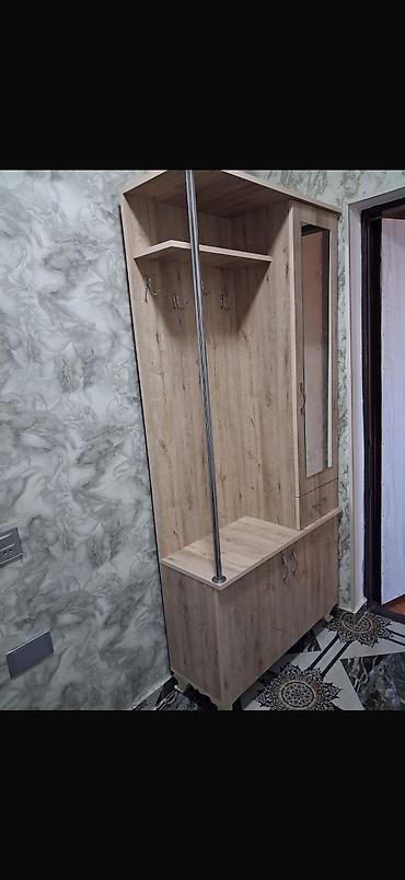Dəhliz dolabları: İşlənmiş, 2 qapılı, Güzgülü, Açılan, Künc dolab — 5
