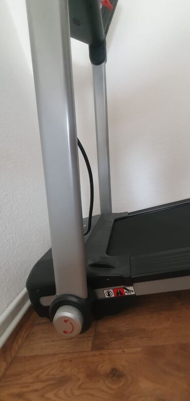 Qaçış trenajorları: Joroto qaçış zolağı, istifadəçilərə evdə məşq etmək üçün rahat və — 16