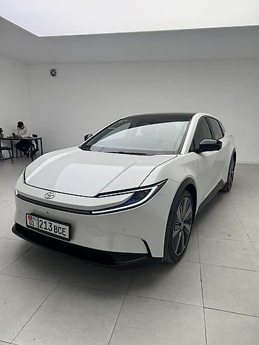 wuling mini ev: Toyota bZ5: 2026 г., Электромобиль, Лифтбек — 2