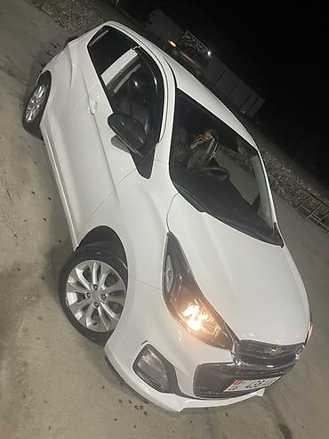мицубиси поджеро спорт: Chevrolet Spark: 2019 г., Автомат, Бензин, Хэтчбэк — 3