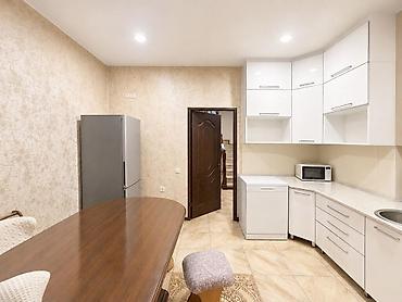 Долгосрочная аренда домов: 240 м², 6 комнат и более, Ак-Орго ж/м — 26