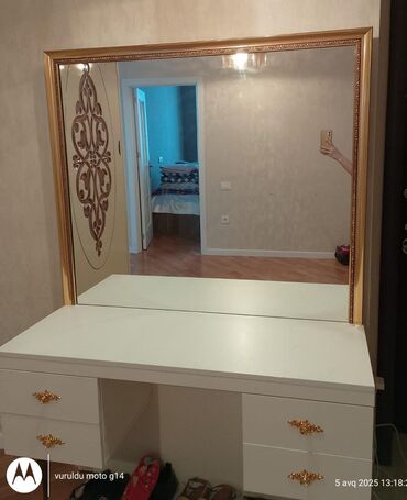 Тарелки: ✔️150 man(Xırdalan).
Salon mebeli.Təcili satılır.
Vpp DvP06 x
💠GÜL