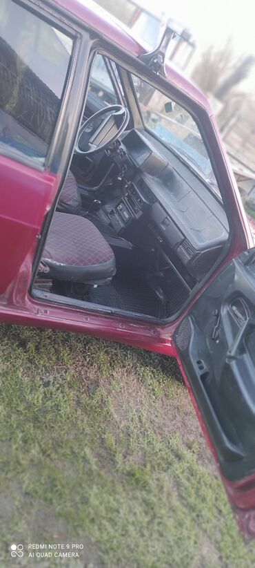 VAZ (LADA): Vaz 2109 (hatchback) – bord rəngdə, ön və arxa nömrə 10-XG-482. 5 — 3