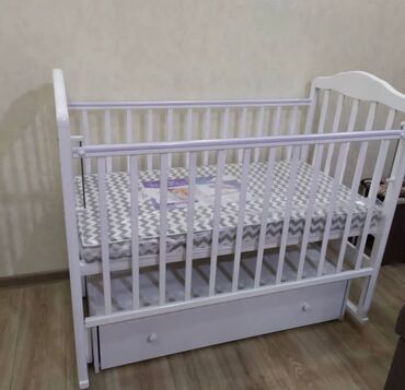 спальные кровати с матрасами: Односпальная кровать, Для девочки, Для мальчика, Б/у