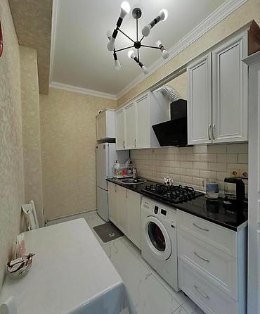 Mənzillər: Bakıxanov qəs., 2 otaqlı, Yeni tikili, m. Neftçilər, 52 kv. m — 7