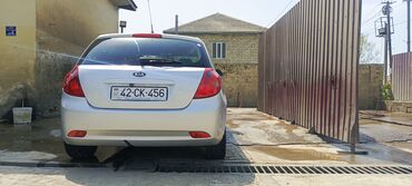 Kia: Kia Ceed: 1.6 l | 2007 il Hetçbek — 17