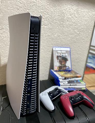 PS5 (Sony PlayStation 5): PlayStation 5 (версия с приводом Blu-ray) + 2 геймпада DualSense — 6