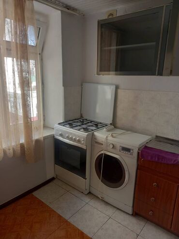 Uzunmüddətli kirayə mənzillər: Xətai rayonu,Xətai metrosu,YAP-ın arxasında,5 mərtəbənin,5-ci — 5