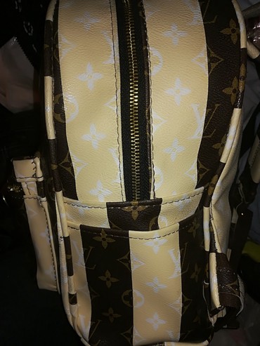 Modni rančevi: Odlican i praktican ranac uz sve kombinacije nov lv — 5