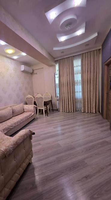 ev axdaram: 3 otaqlı, Yeni tikili, 65 kv. m — 2
