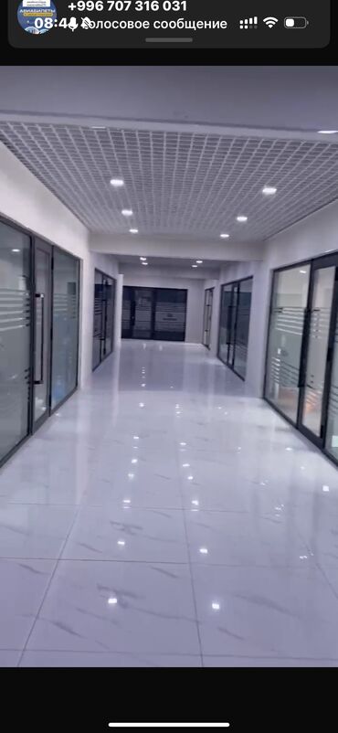 офис: Сдаю Офис, 40 м², В торговом центре, 1 линия