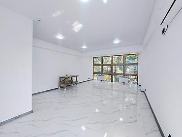 офис центр: Аренда офисов, 40 м², В бизнес центре, 1 линия, С системой безопасности — 2