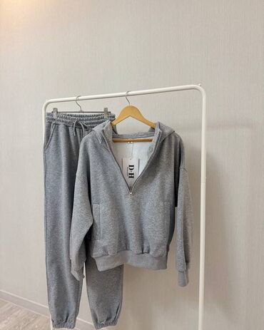 футболки с принтом бишкек: Спорттук костюм, Толстовка, Шорты, Шым, Корея, Оверсайз, Сыдырмалуу, M