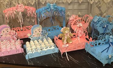 Dekorlar və bəzəklər: Kirayə xonçalar verilir.Nişanhə şirniyatlarıkonfetləri sifariş — 13